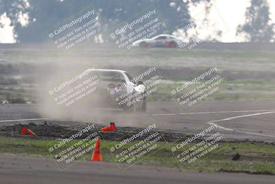 media/Jan-18-2026-CalClub SCCA (Sun) [[8bc6468723]]/Group 5 Race/Turn 1/